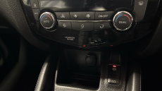 Nissan Qashqai 1.3 DiG-T 160 Acenta Premium 5dr Petrol Hatchback